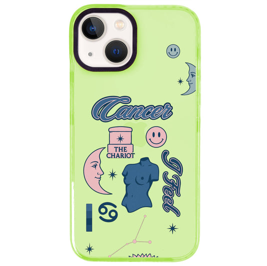 iPhone 15 Yengeç Burcu The Emperor Telefon Kılıfı - Yeşil