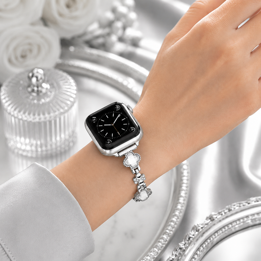 Apple Watch Saat Taşlı Yonca Tasarımlı Şık Kordon Silver