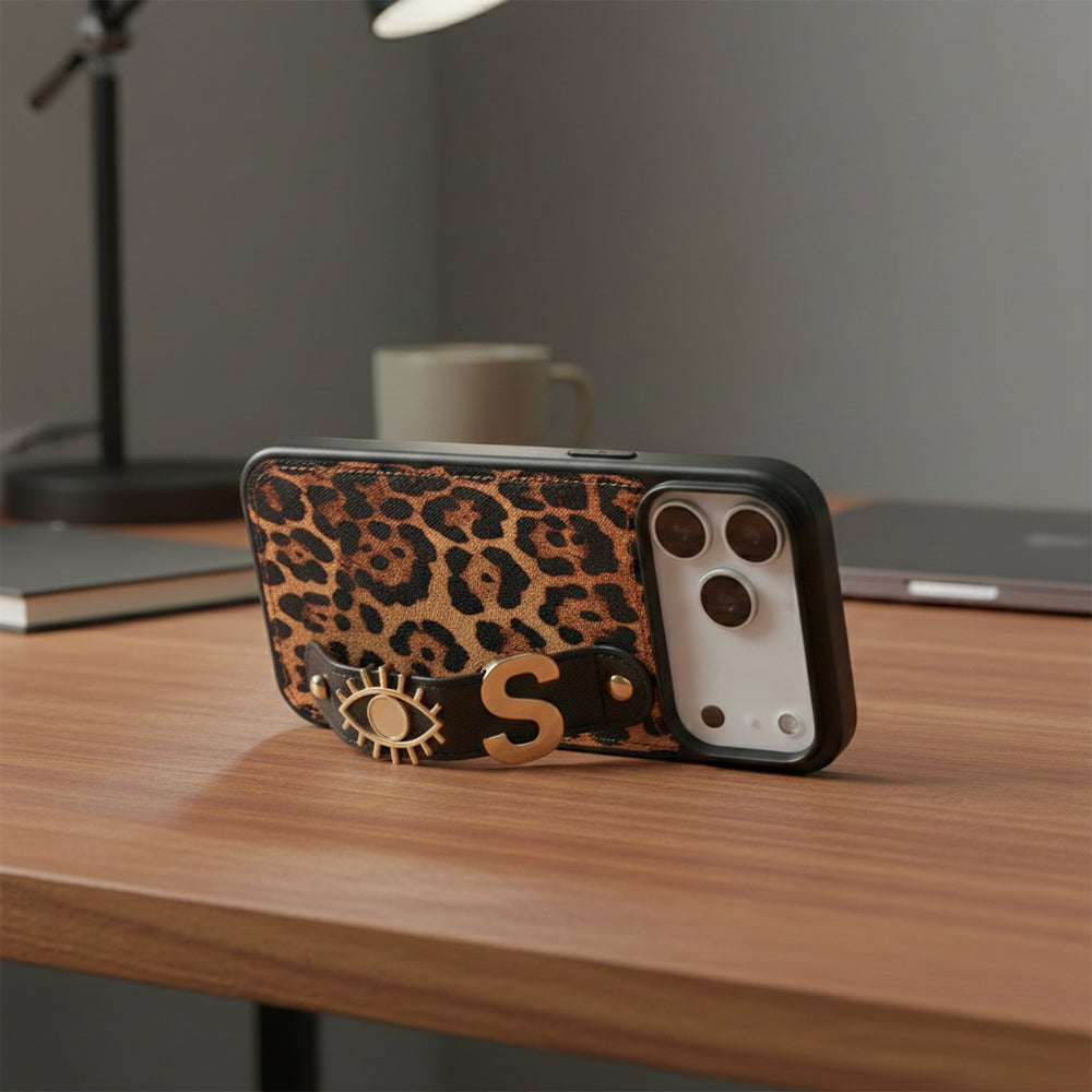 iPhone 17 Kişiye Özel Harfli Deri Telefon Kılıfı Leopar