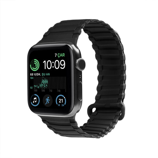 watch-magnet-black